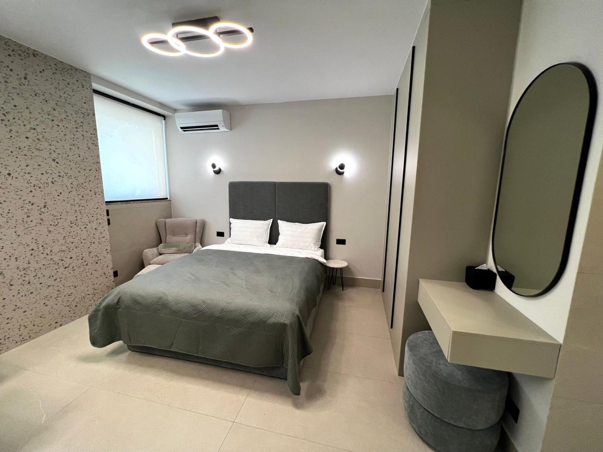 Golden Beach Suites Sarandë Exterior foto