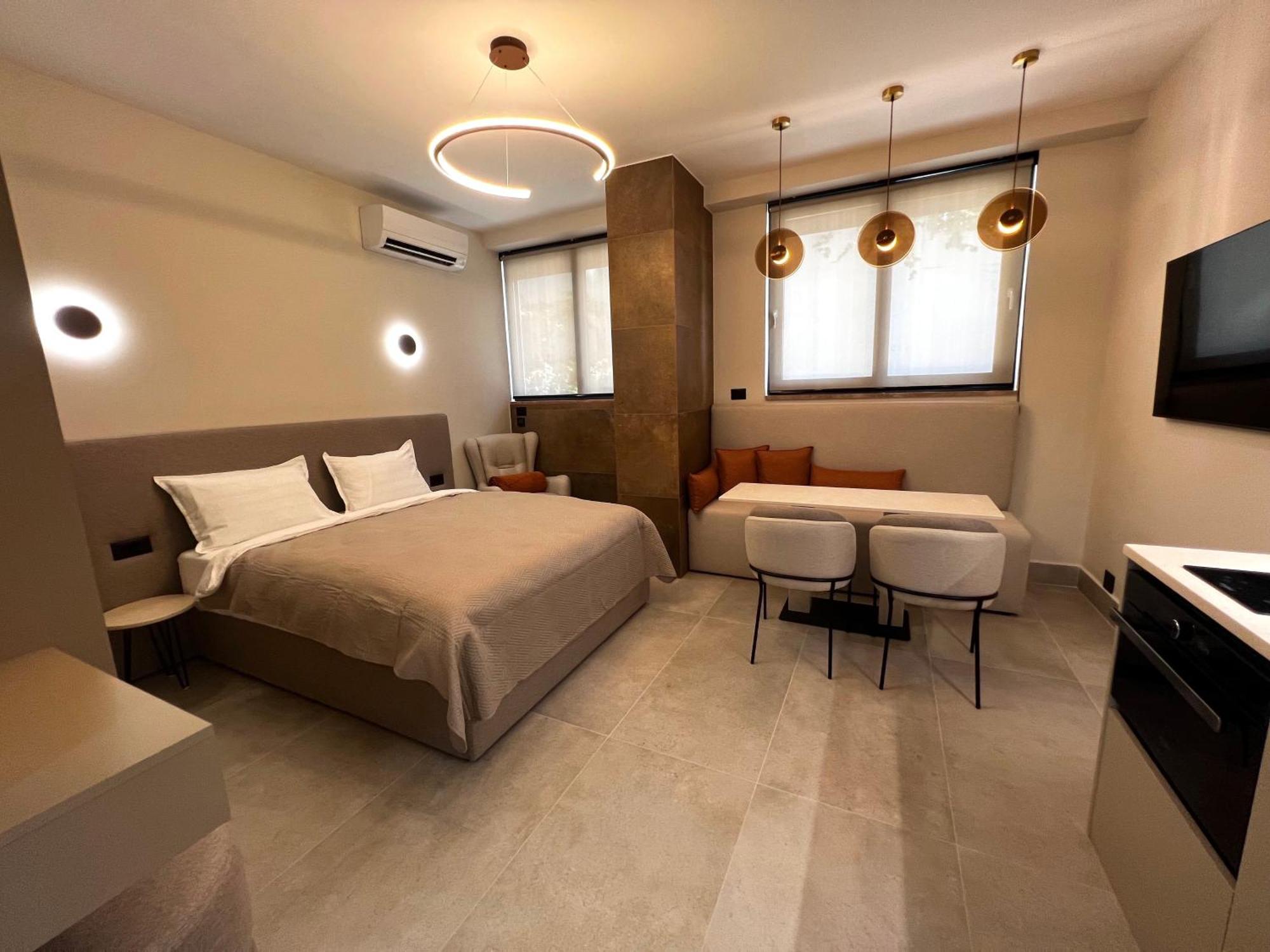 Golden Beach Suites Sarandë Exterior foto
